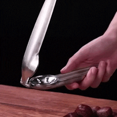 Accesoriu 2 în 1 pentru nuci și castane - NutCracker